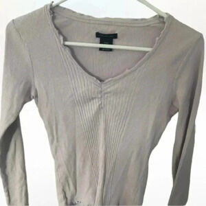 Calvin Klein Jeans lilac v-neck long sleeve blouse size Medium